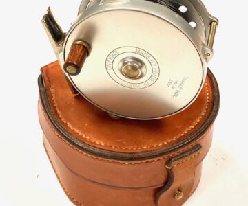 Hardy Bougle MK IV 3.5″ fly reel with pouch with fitted case