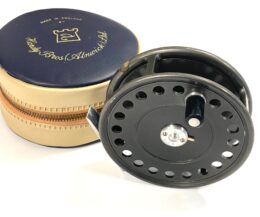 Hardy St John MK II 4″ trout fly reel in case nice condition