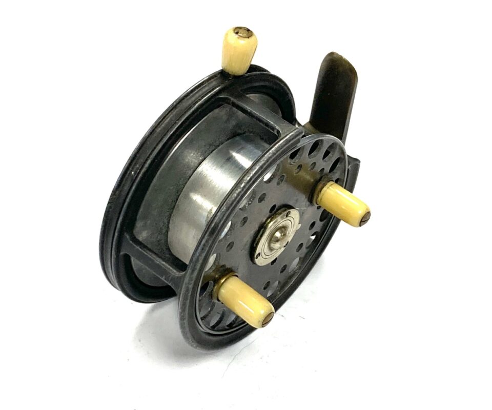 Alternative view of Hardy Silex No 2 3 3/4″ Casting Reel Nice Finish