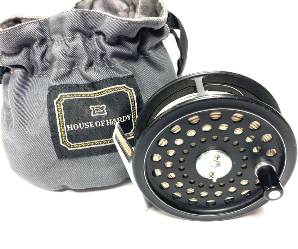 Hardy Ultralite Disc #6 Trout Fly Reel & Hardy Pokey Bag