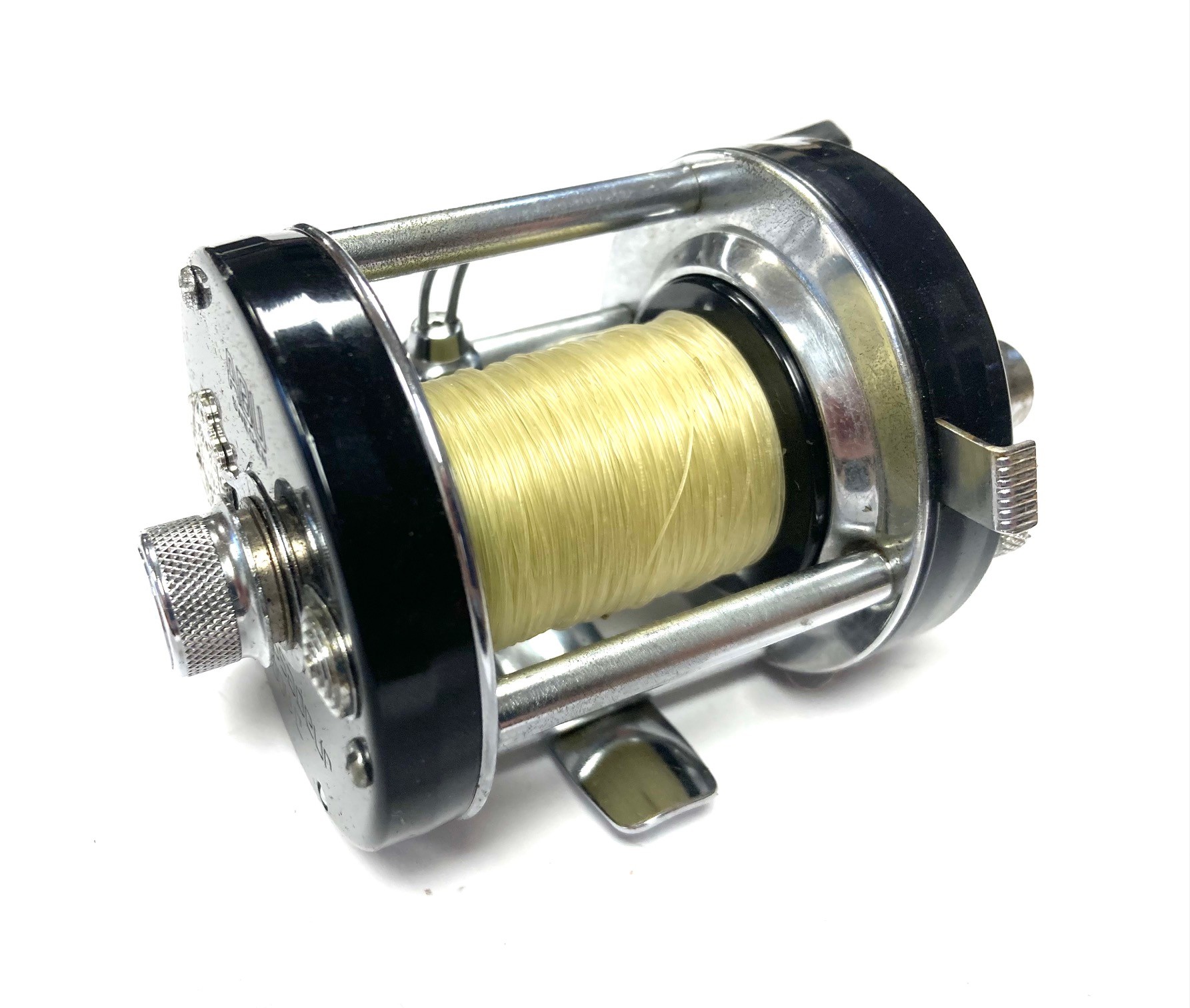 Abu Sweden Ambassadeur 6000 C black vintage reel with handbook and