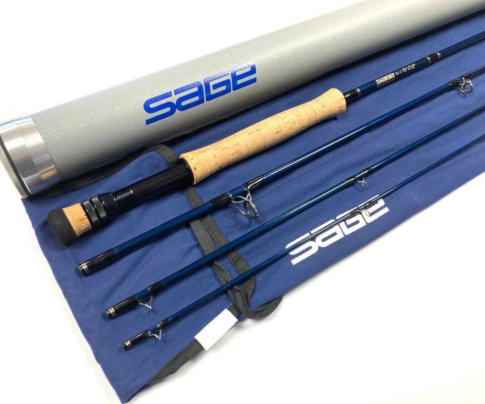 Sage Xi2 9′ 4 Piece Carbon Saltwater Fly Rod #9 4 14oz Fine With Bag & Tube