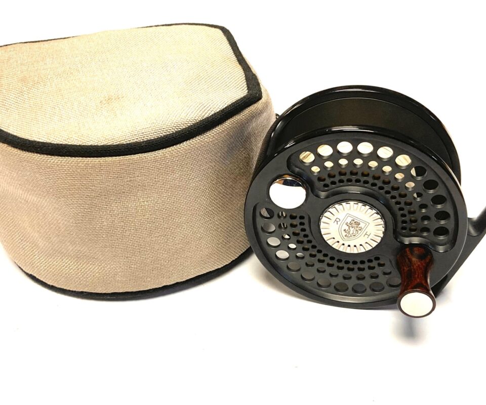 Charlton Signature Series Salt Water Fly Reel Model 8500 1.2 With Pouch