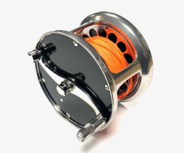 Alternative view of Loop Sweden #79 Classic Salmon Trout Fly Reel S No 508 RHW 3.75″ With Pouch
