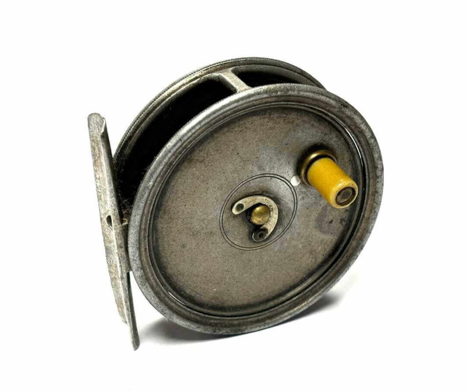 Hardy Uniqua 3 3/8″ vintage alloy fly reel white handle