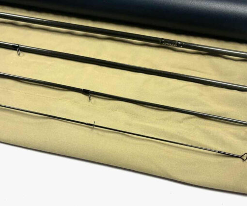   Thomas and Thomas ATS 11′ Trout Salt Water Fly Rod Line #4 With Bag & Tube Excellent