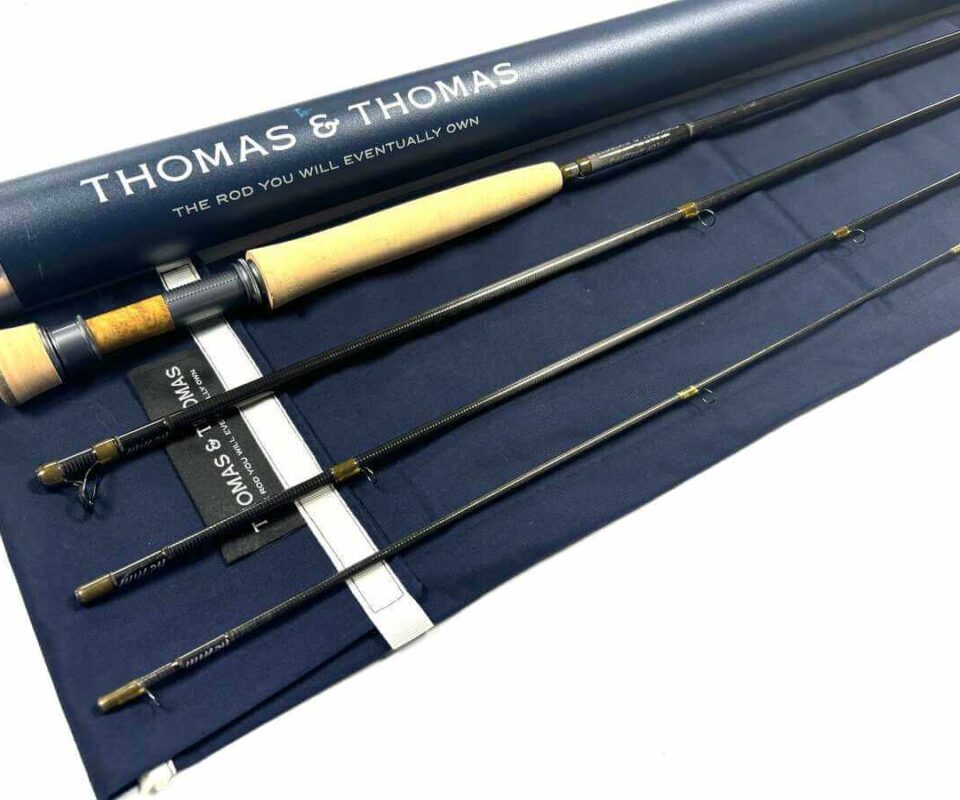   Thomas and Thomas CONTACT 11′ 3″ Trout Fly Rod Line #3 With Bag & Tube