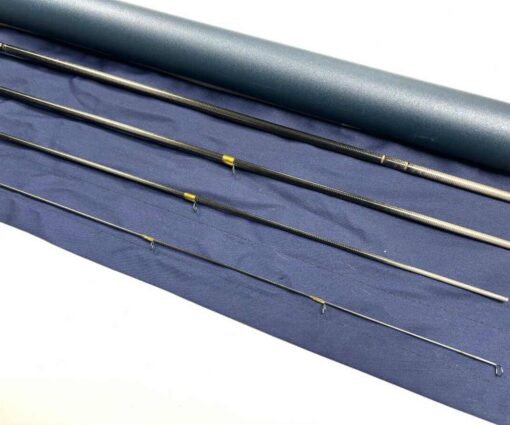   Thomas and Thomas CONTACT 10′ Trout Salt Water Fly Rod Line #8 With Bag & Tube Excellent