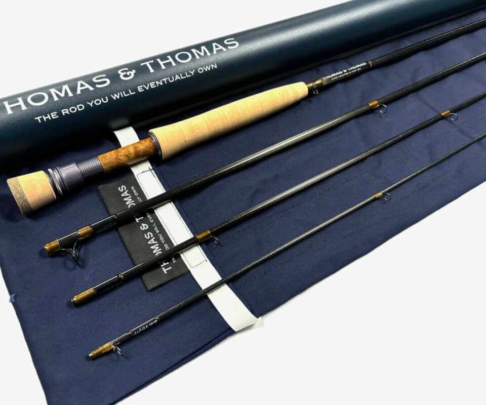   Thomas and Thomas CONTACT 11′ 3″ Trout Fly Rod Line #3 With Bag & Tube