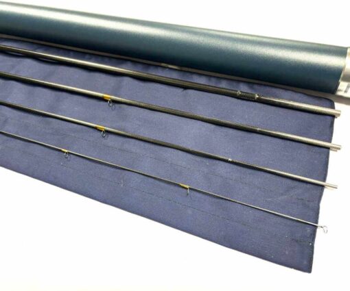   Thomas and Thomas CONTACT 11′ 3″ Trout Fly Rod Line #3 With Bag & Tube