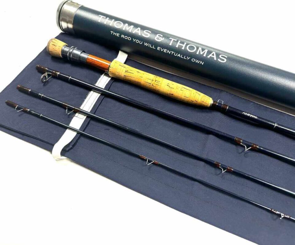   Thomas and Thomas HE HELIX 10′ Trout / Salt Water Fly Rod Line #4 With Bag & Tube