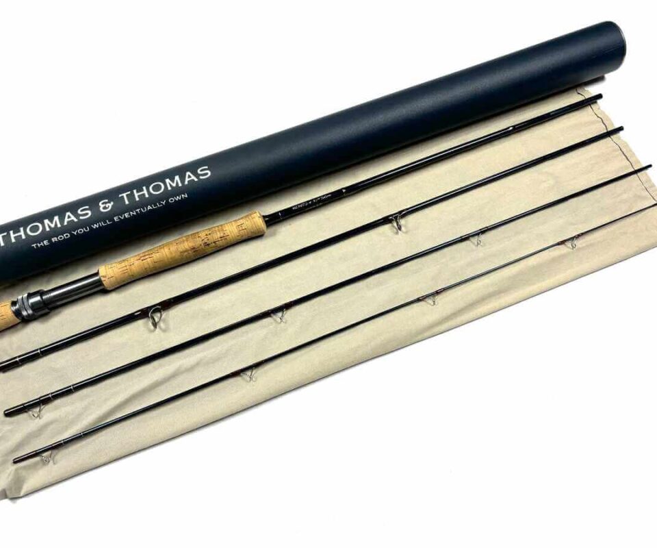   Thomas and Thomas HE HELIX 9′ Trout / Salt Water Fly Rod Line #7 With Bag & Tube