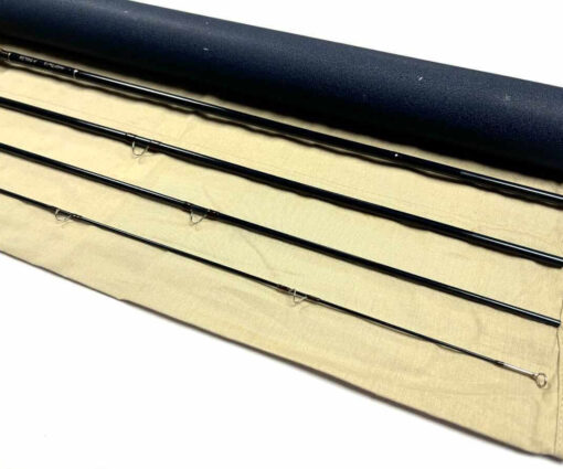   Thomas and Thomas HE HELIX 9′ Trout / Salt Water Fly Rod Line #7 With Bag & Tube