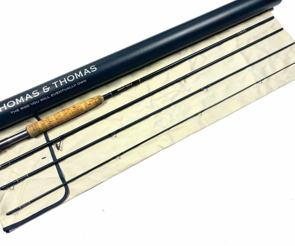   Thomas and Thomas AVANTT 9′ Trout / Salt Water Fly Rod Line #5 With Bag & Tube
