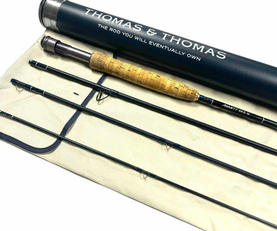   Thomas and Thomas AVANTT 9′ Trout / Salt Water Fly Rod Line #5 With Bag & Tube