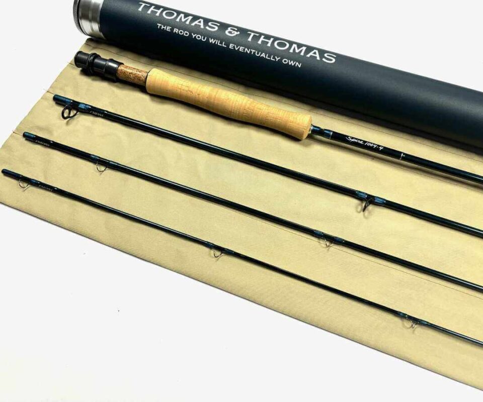   Thomas and Thomas SPIRE 10′ Trout / Salt Water Fly Rod Line #4 With Bag & Tube