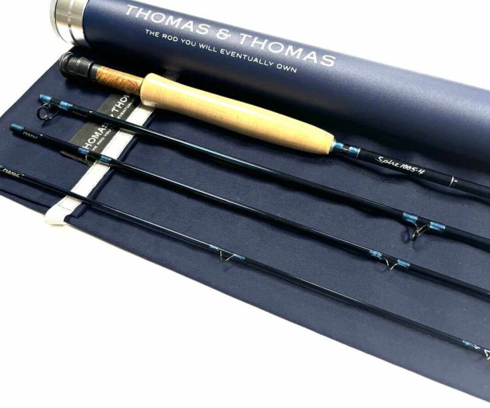   .Thomas and Thomas SPIRE 10′ Trout / Salt Water Fly Rod Line #5 With Bag & Tube MINT