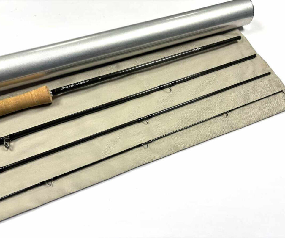   Thomas & Thomas DNA Switch 10′ Line #5 Graphite Trout / Salt Water Fly Rod With Bag & Tube