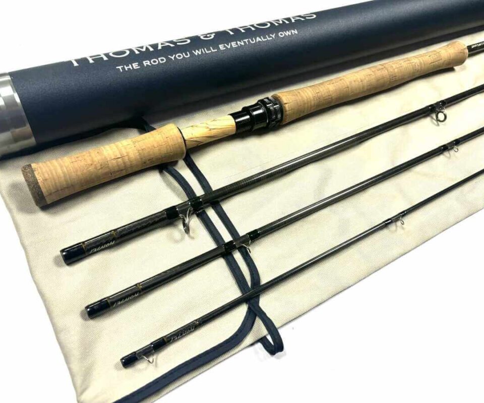   Thomas & Thomas DNA Switch 10′ Line #5 Graphite Trout / Salt Water Fly Rod With Bag & Tube