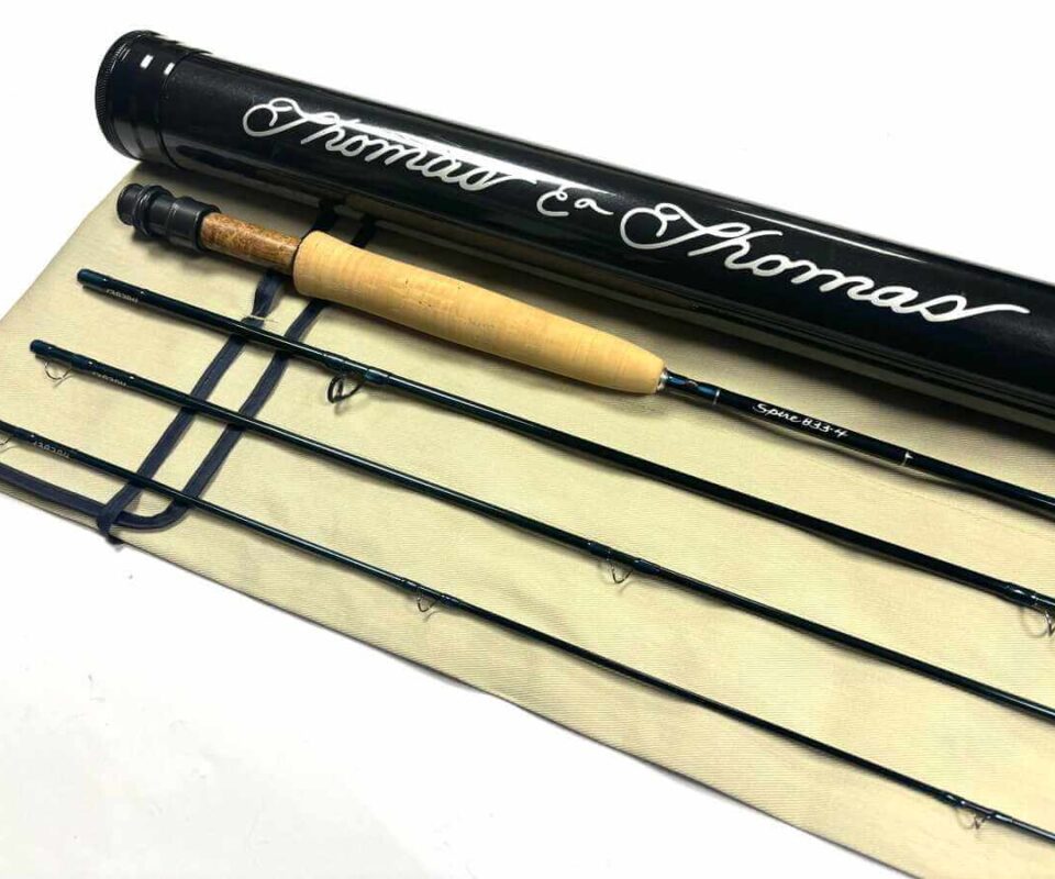   Thomas and Thomas SPIRE 8′ 3″ Trout / Salt Water Fly Rod Line #3 With Bag & Tube Excellent