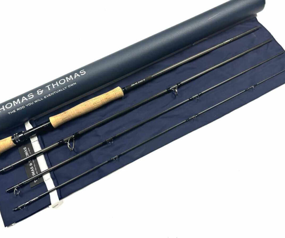   Thomas and Thomas SOLAR 9′ Trout / Salt Water Fly Rod Line #12 With Bag & Tube Excellent