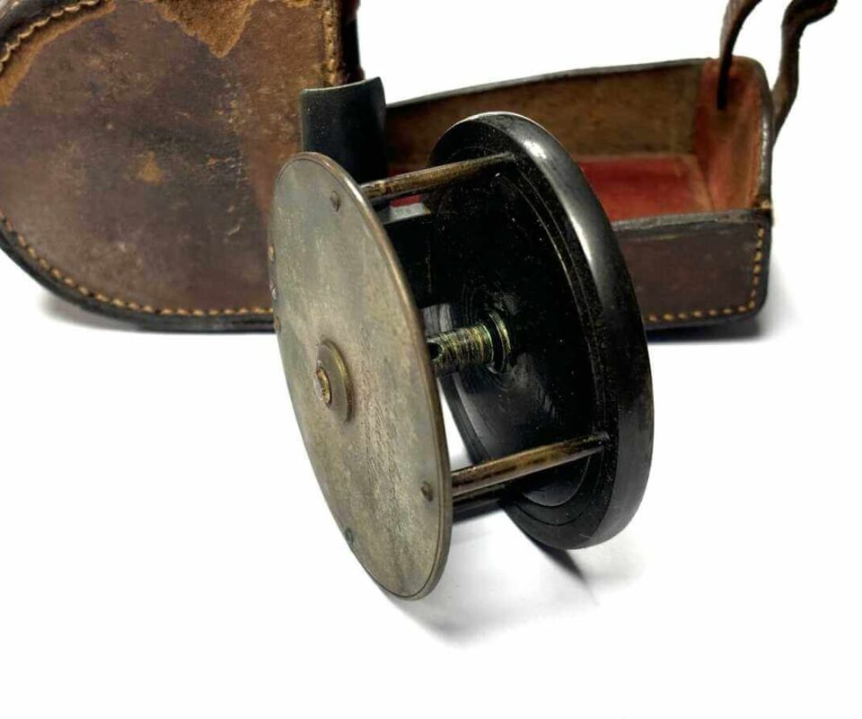   Chas Farlow Maker 3″ Brass Plate Wind With Original Leather Reel Case