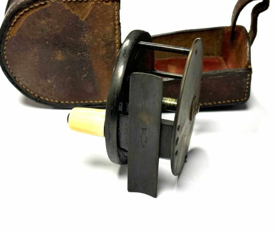   Chas Farlow Maker 3″ Brass Plate Wind With Original Leather Reel Case