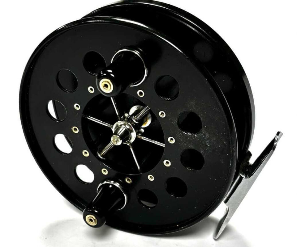   Allcock C815 Aerial Vintage 4.5″ Reel Classic User Spins Well