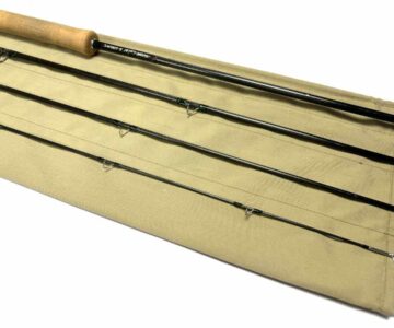   Thomas & Thomas SW 10′ Line #7 Graphite Trout / Salt Water Fly Rod With Bag