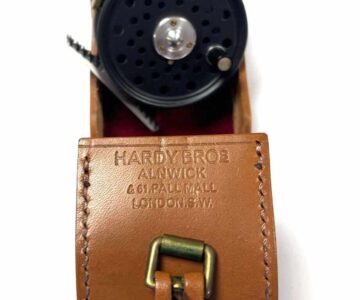   Hardy St George Junior 2 9/16″ Trout Fly Reel RHW Line Guide & Leather Case MINT