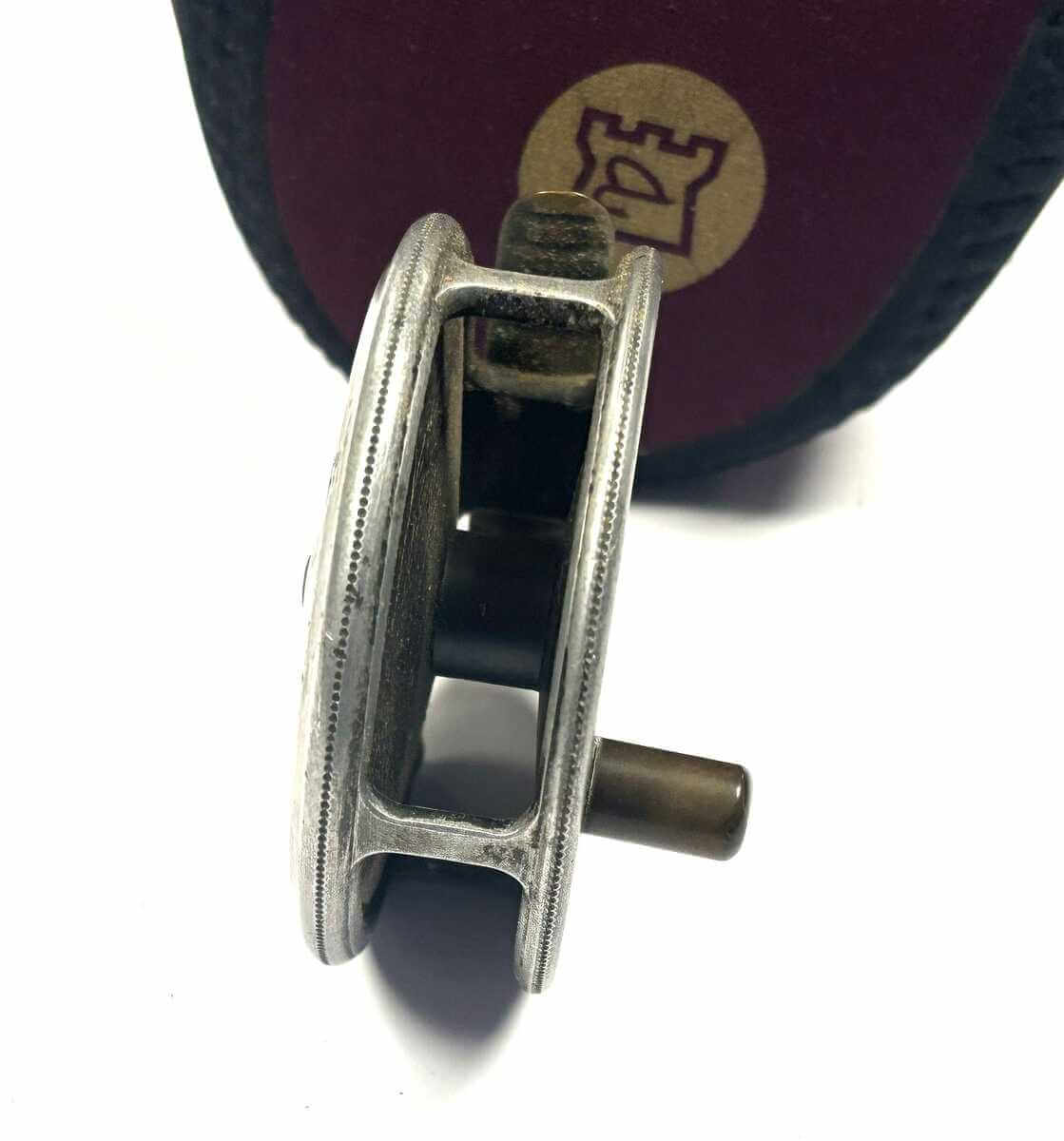 Hardy Uniqua 3 1/8″ vintage alloy trout fly fishing reel 2 screw latch