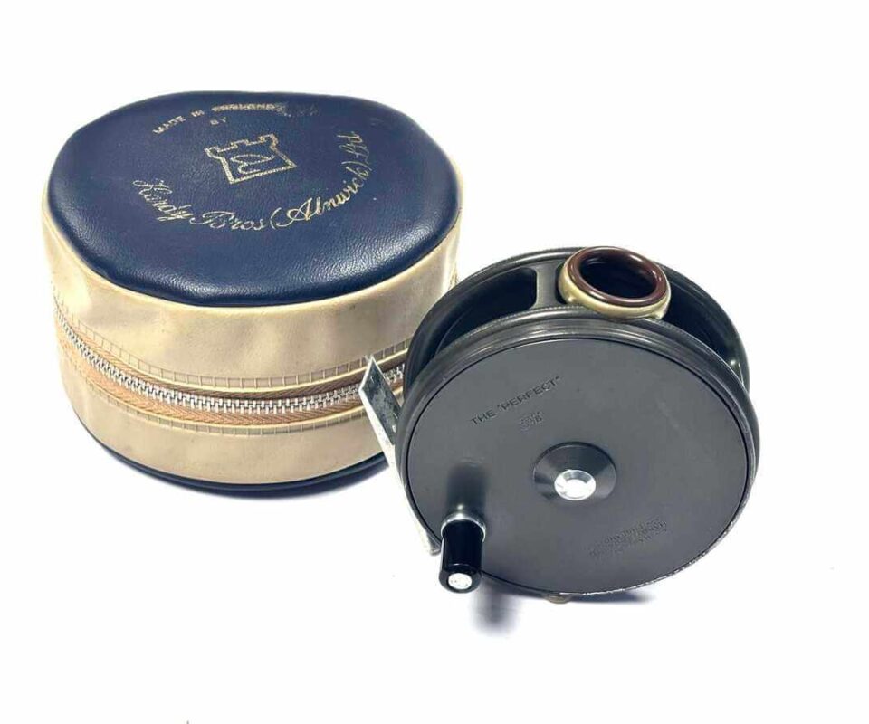   Hardy Perfect 3 3/8″ Alloy Fly Reel With Smoke Red Line Guard & Case