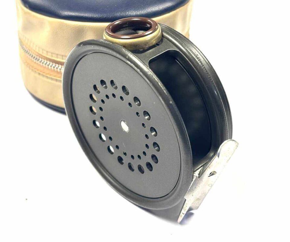   Hardy Perfect 3 3/8″ Alloy Fly Reel With Smoke Red Line Guard & Case