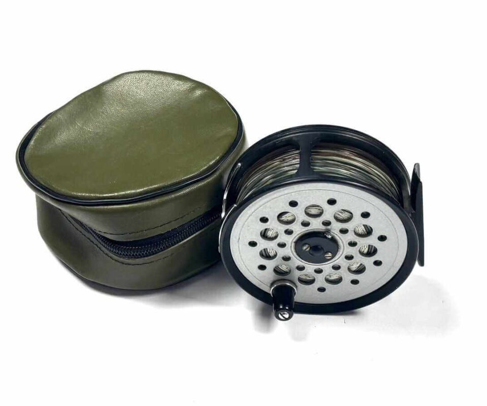   Aquarex 400 Salmon Fly Reel With Green Reel Pouch