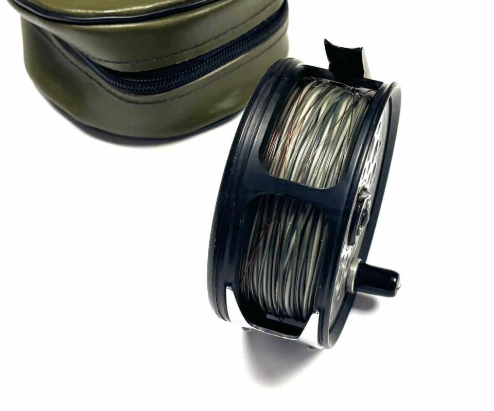   Aquarex 400 Salmon Fly Reel With Green Reel Pouch