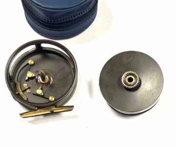   Hardy LRH Golden Lightweight 3 1/8″ Trout Fly Reel With Hardy DT5F Line & Pouch