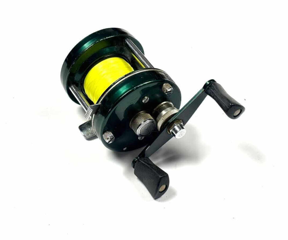   Abu Ambassadeur 5000D green Swedish vintage fishing reel