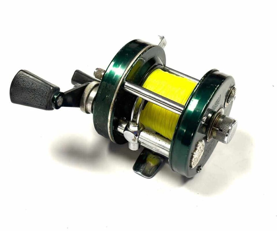   Abu Ambassadeur 5000D green Swedish vintage fishing reel