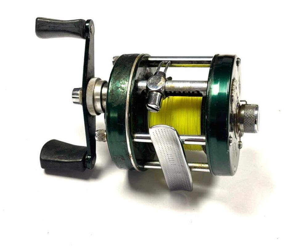   Abu Ambassadeur 5000D green Swedish vintage fishing reel