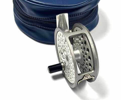   Hardy the Flyweight 2 1/2″ alloy brook trout fly reel with case