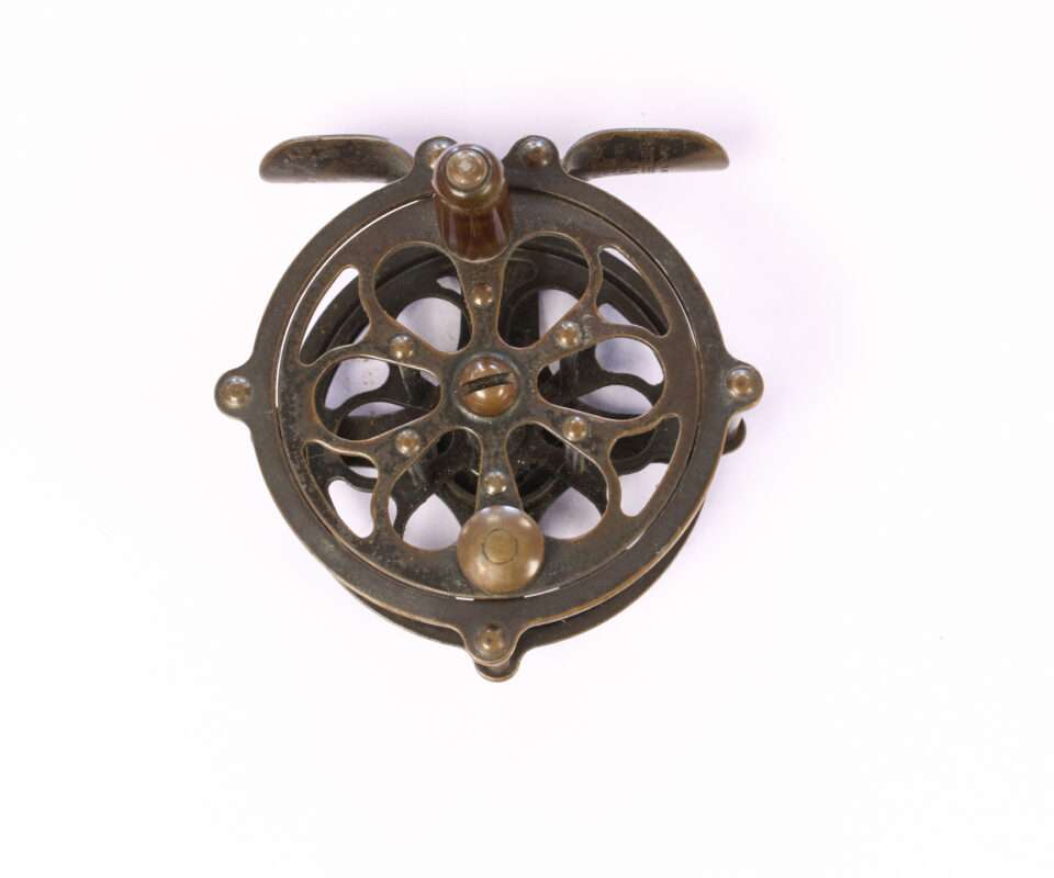   Pflueger Skeleton 2.5" Trout