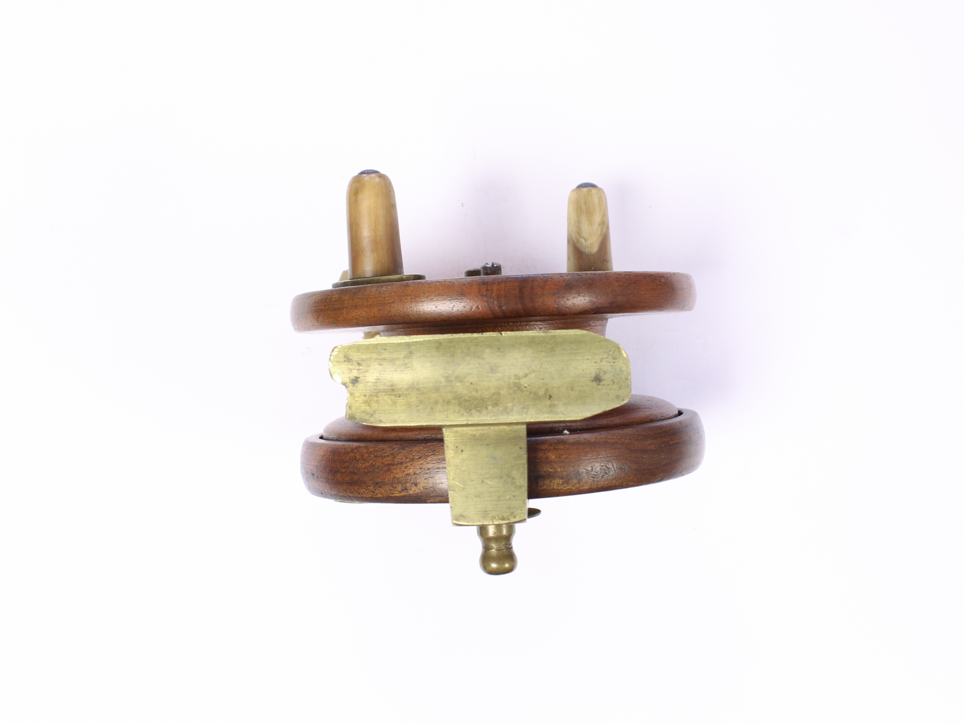 Unknown wood and brass Nottingham 3 1/2 " Casting reel - Image 4
