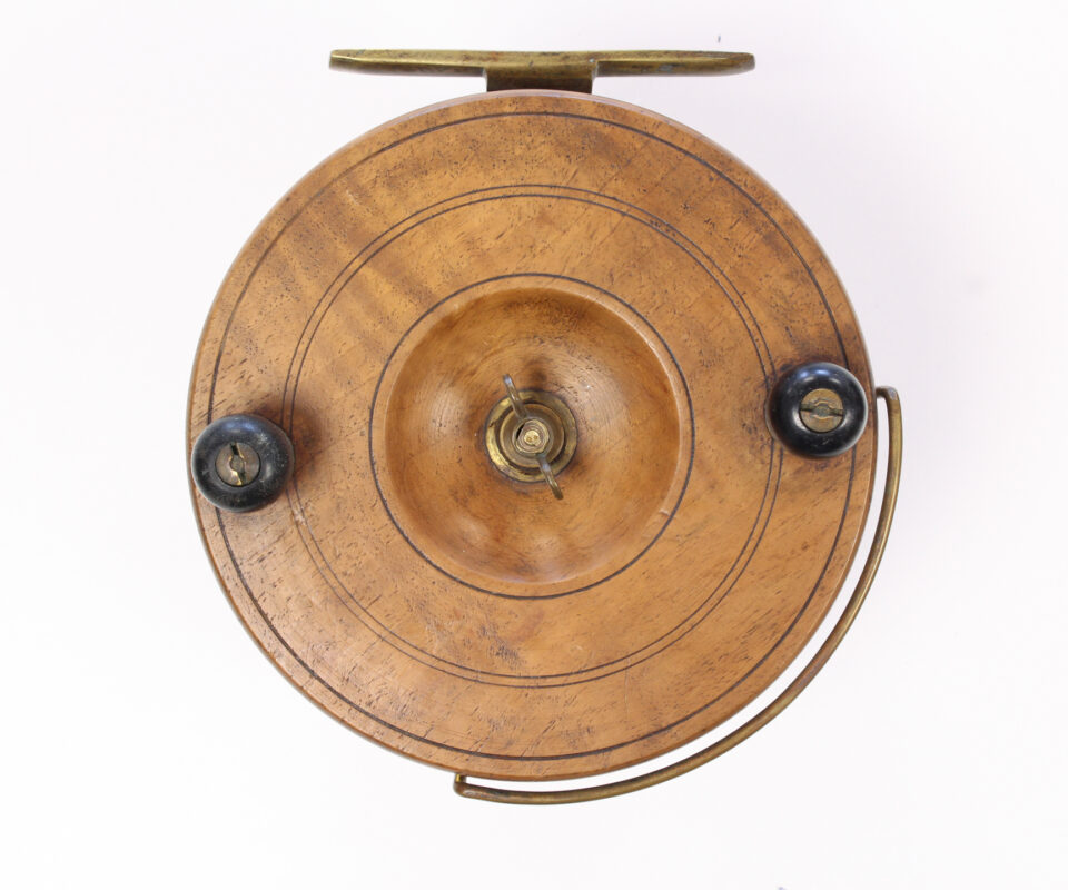 Alternative view of Unknown wood and brass Nottingham 6 " Casting reel