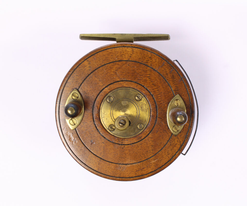 Alternative view of Unknown wood brass Nottingham 4 " Casting reel