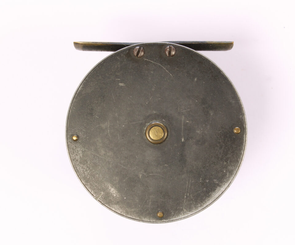   Unknown alloy Trout 3 " Casting reel