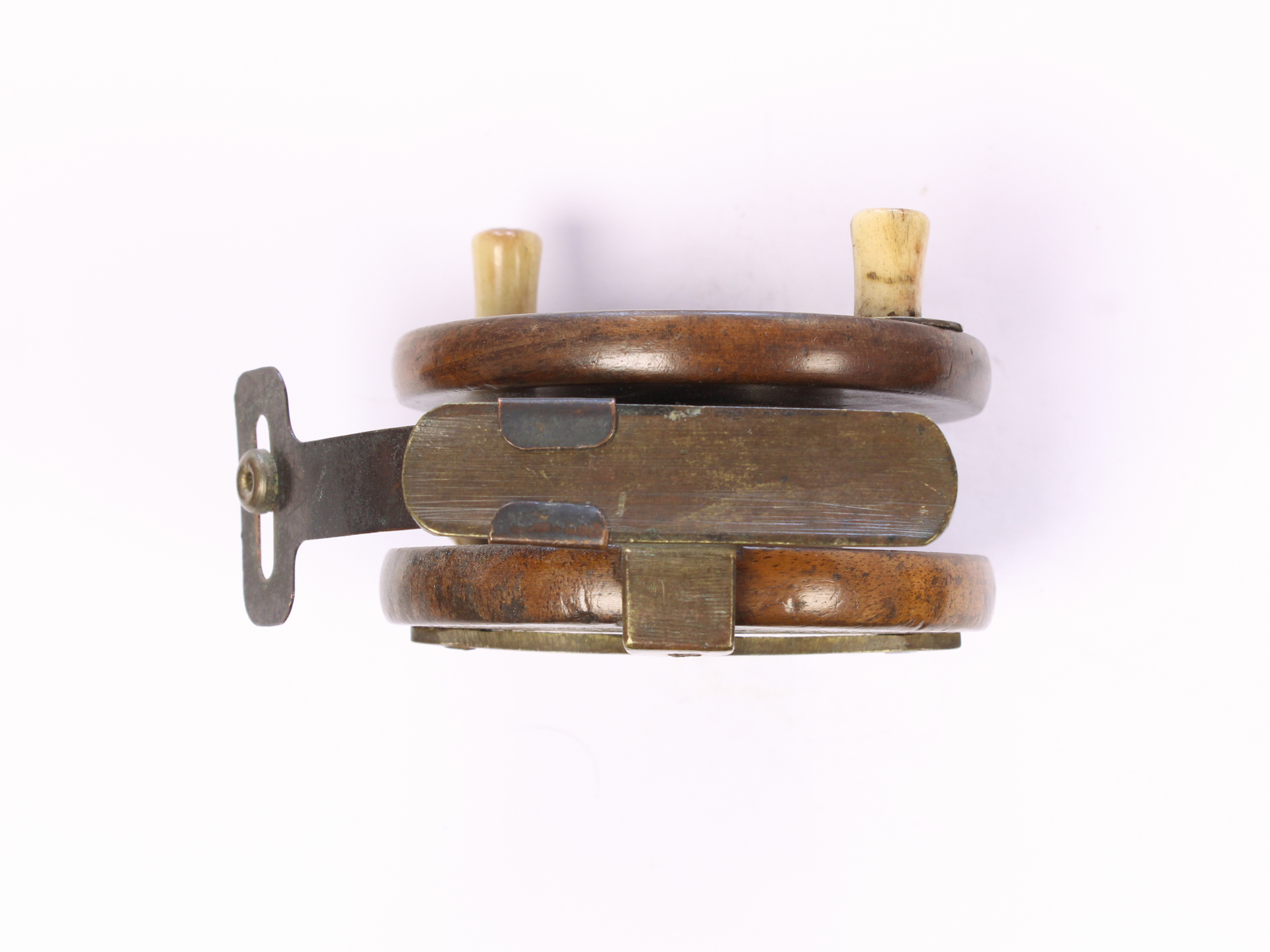 Unknown wood and brass Nottingham 2 7/8 " Casting reel - Image 4