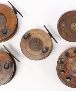 Alternative view of 5 x unknown wood and brass Nottingham 3 1/2 " - 5 " Casting reel