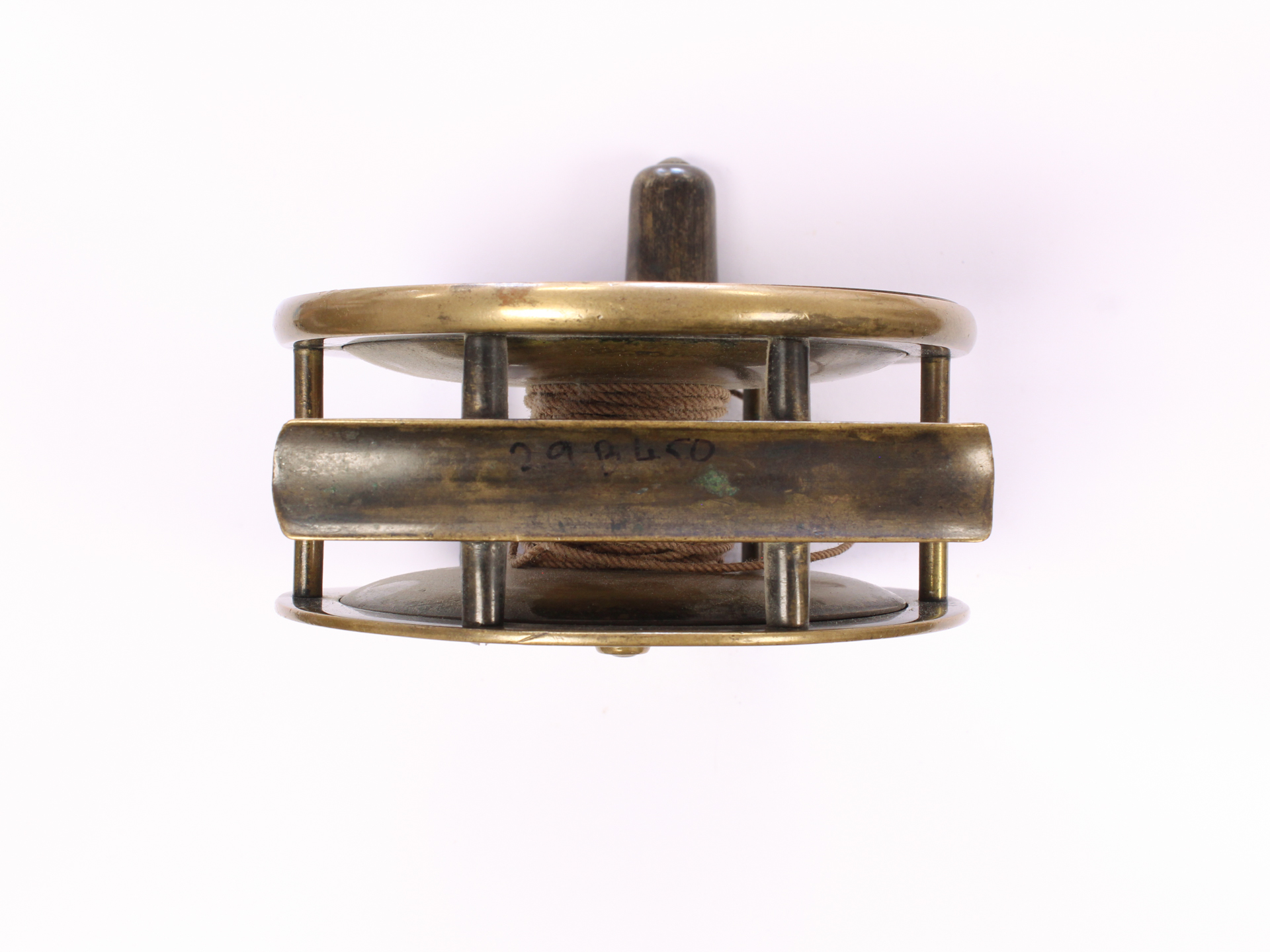 Garden Salmon 4 1/2 " Casting reel - Image 4
