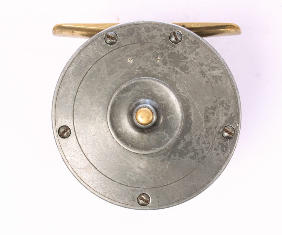 Alternative view of unknown alloy 2 1/2 " trout reel