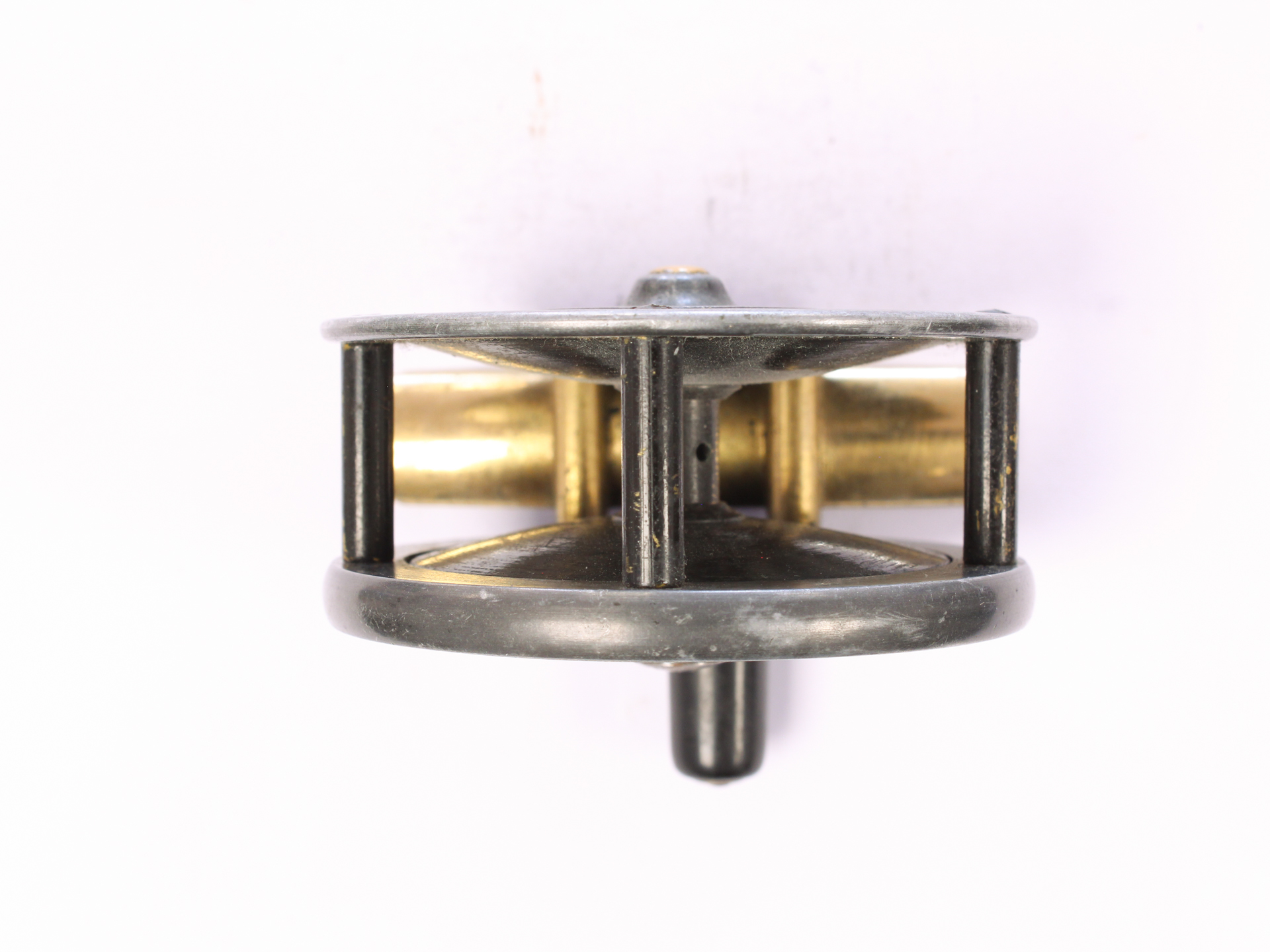 unknown alloy 2 1/2 " trout reel - Image 3